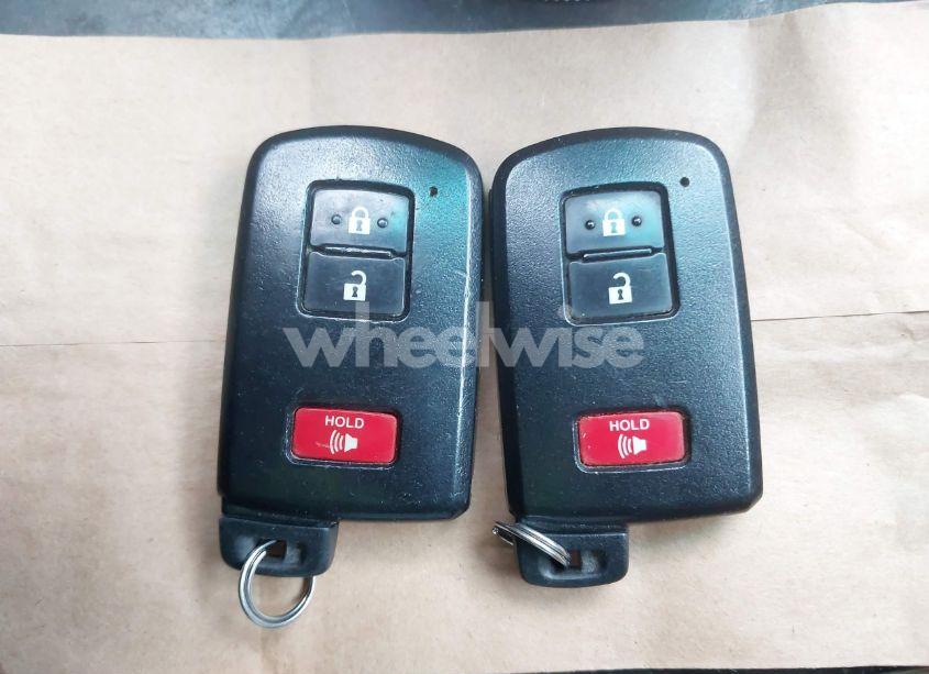 Photo 11 of 2017 Toyota Tacoma TRD OFF ROAD (VIN 3TMCZ5ANXHM101114)