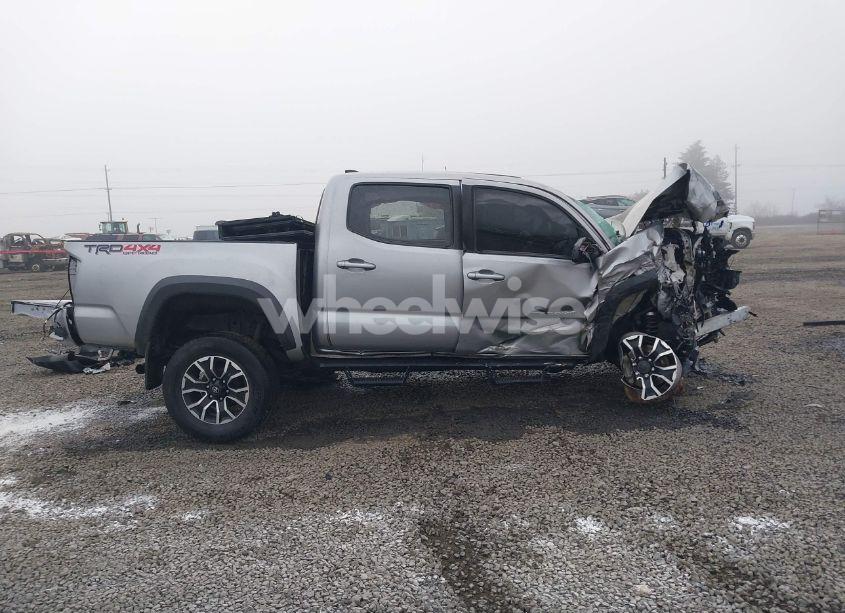 Photo 14 of 2017 Toyota Tacoma TRD OFF ROAD (VIN 3TMCZ5ANXHM101114)