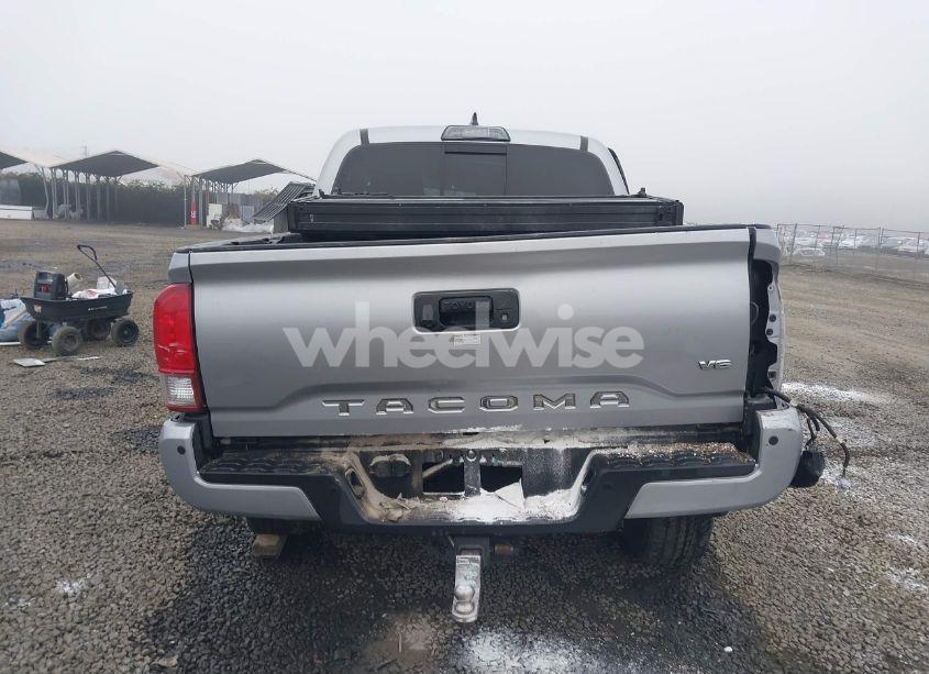 Photo 17 of 2017 Toyota Tacoma TRD OFF ROAD (VIN 3TMCZ5ANXHM101114)