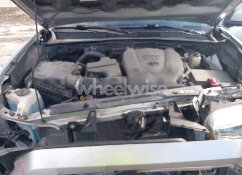 Photo 10 of 2017 Toyota Tacoma TRD SPORT (VIN 3TMCZ5ANXHM116311)