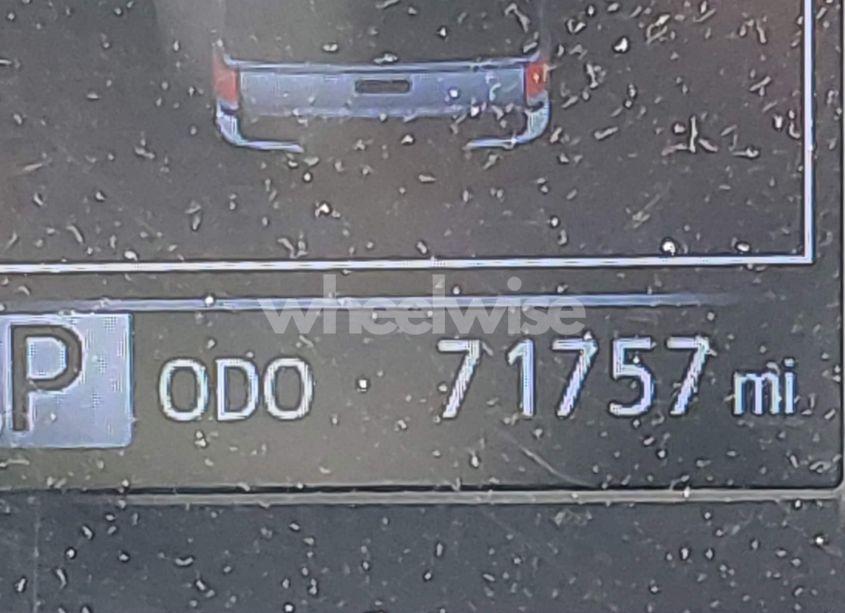 Photo 15 of 2017 Toyota Tacoma TRD SPORT (VIN 3TMCZ5ANXHM116311)