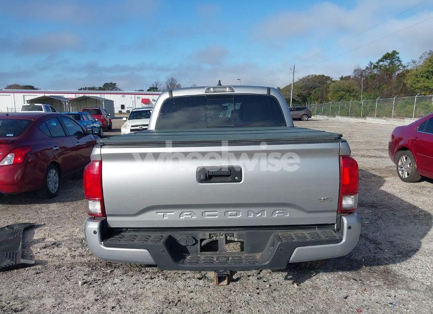 Photo 16 of 2017 Toyota Tacoma TRD SPORT (VIN 3TMCZ5ANXHM116311)