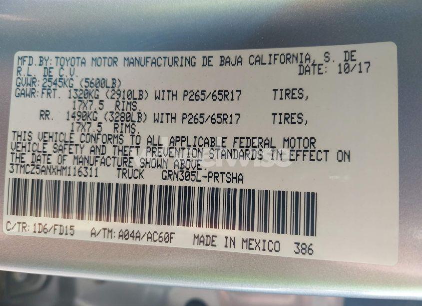 Photo 9 of 2017 Toyota Tacoma TRD SPORT (VIN 3TMCZ5ANXHM116311)