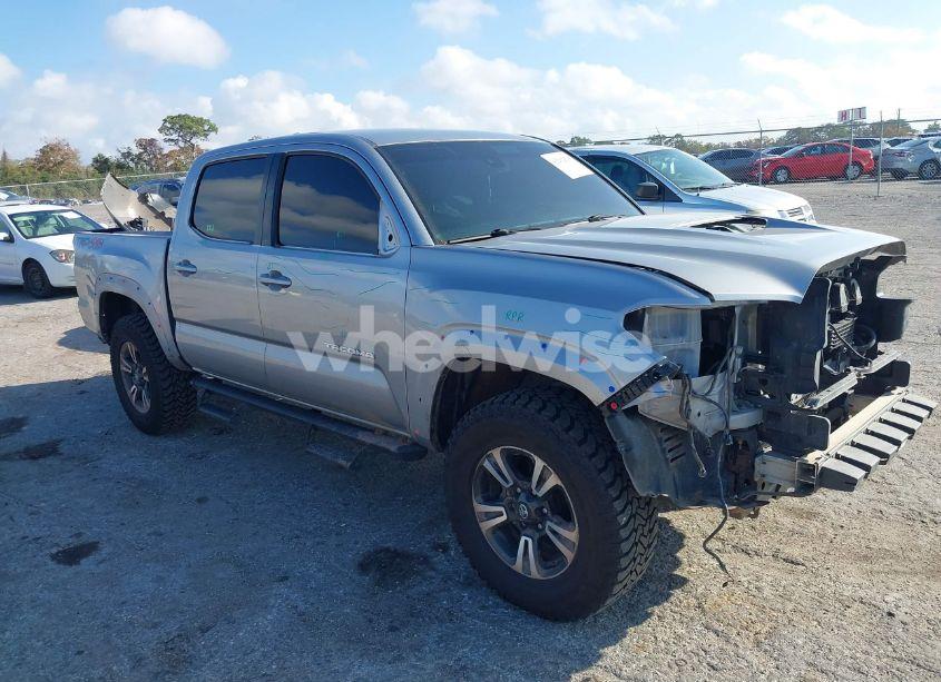 2018 Toyota Tacoma TRD SPORT (VIN 3TMCZ5ANXJM147564) main photo
