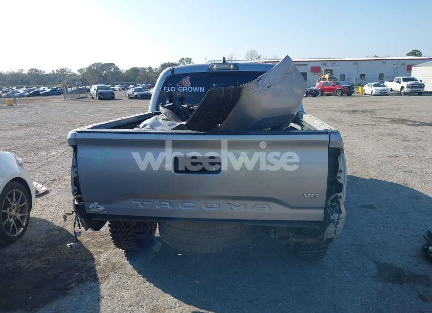 Photo 16 of 2018 Toyota Tacoma TRD SPORT (VIN 3TMCZ5ANXJM147564)