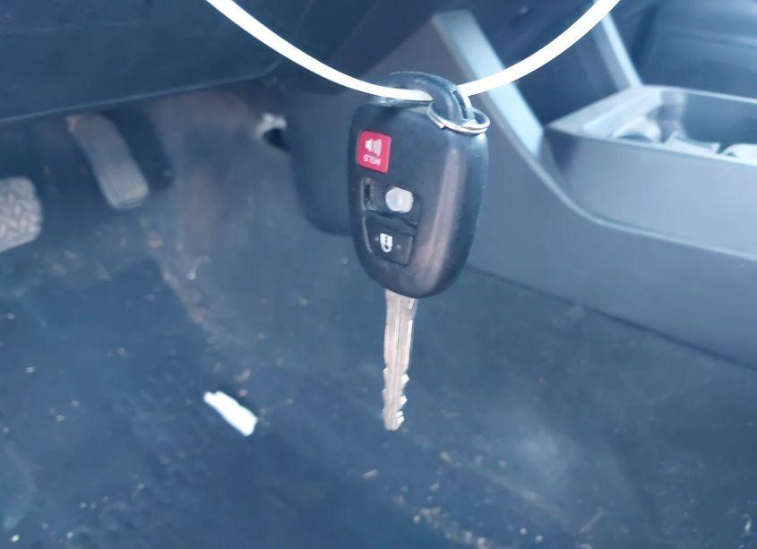 Photo 11 of 2018 Toyota Tacoma SR V6 (VIN 3TMCZ5ANXJM160413)