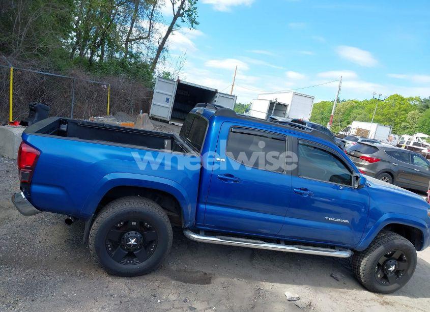 Photo 13 of 2018 Toyota Tacoma SR5 V6 (VIN 3TMCZ5ANXJM168009)