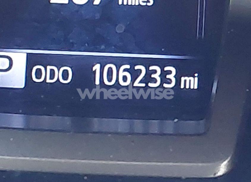 Photo 15 of 2018 Toyota Tacoma SR5 V6 (VIN 3TMCZ5ANXJM168009)