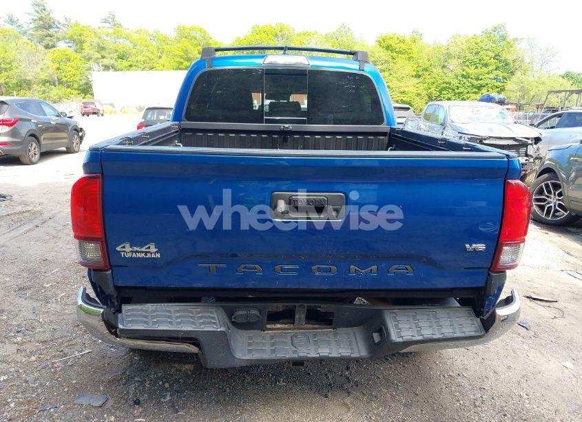 Photo 16 of 2018 Toyota Tacoma SR5 V6 (VIN 3TMCZ5ANXJM168009)