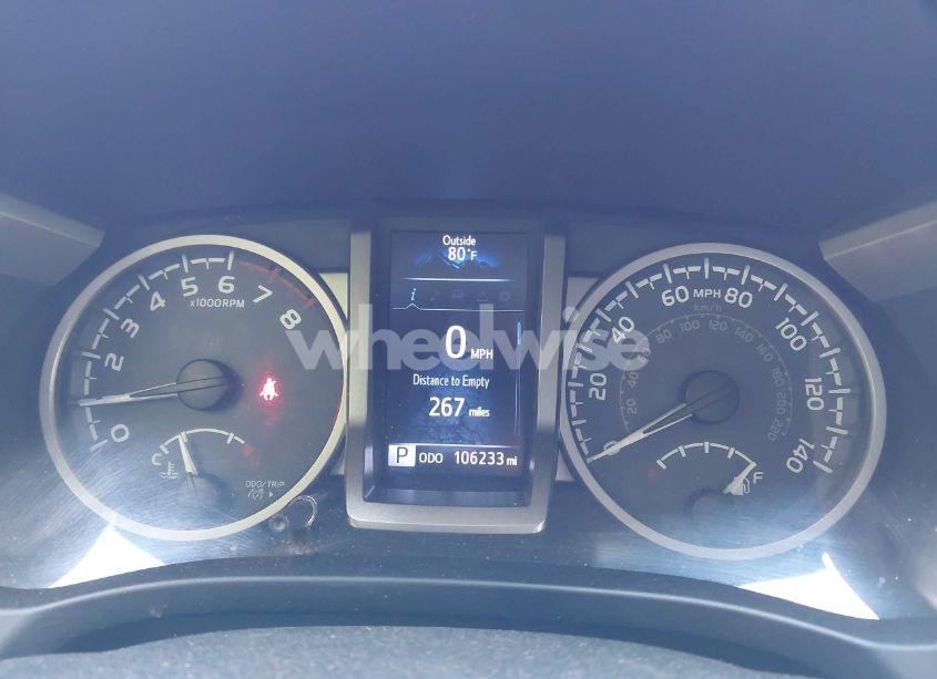 Photo 7 of 2018 Toyota Tacoma SR5 V6 (VIN 3TMCZ5ANXJM168009)