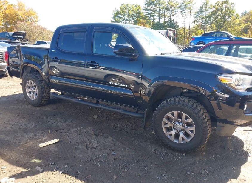 Photo 13 of 2018 Toyota Tacoma SR5 V6 (VIN 3TMCZ5ANXJM184128)