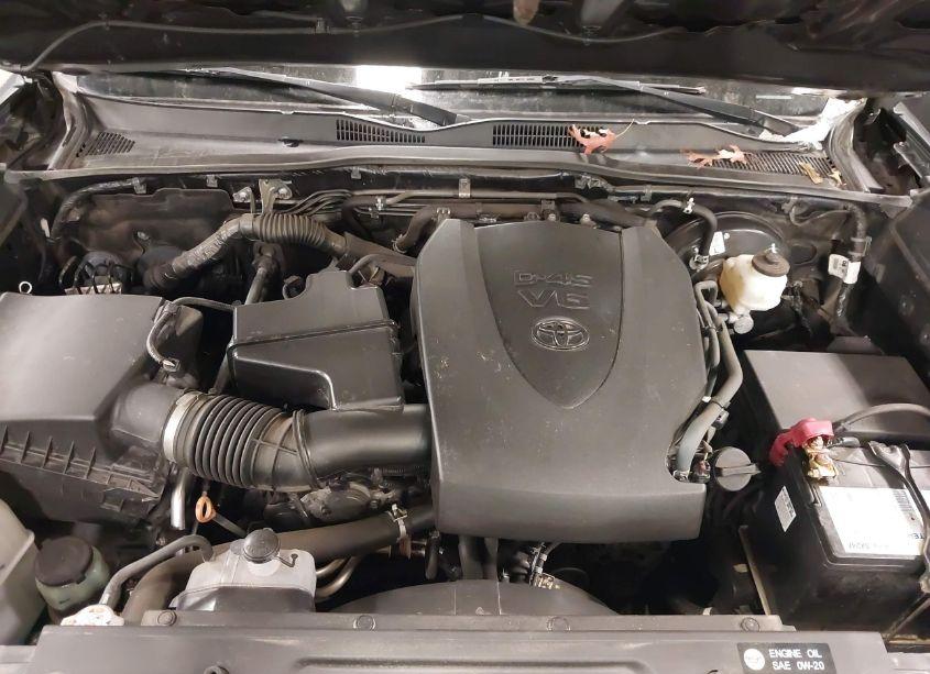 Photo 10 of 2019 Toyota Tacoma SR5 V6 (VIN 3TMCZ5ANXKM264546)