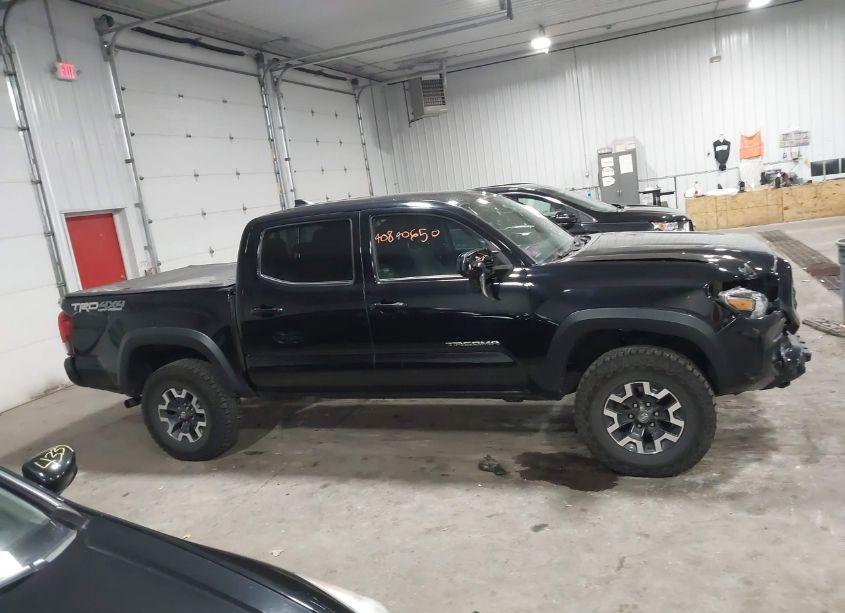 Photo 13 of 2019 Toyota Tacoma TRD OFF ROAD (VIN 3TMCZ5ANXKM278737)