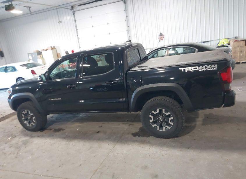 Photo 14 of 2019 Toyota Tacoma TRD OFF ROAD (VIN 3TMCZ5ANXKM278737)