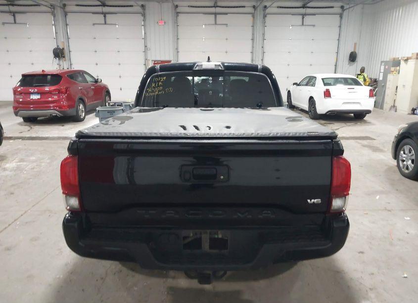 Photo 16 of 2019 Toyota Tacoma TRD OFF ROAD (VIN 3TMCZ5ANXKM278737)