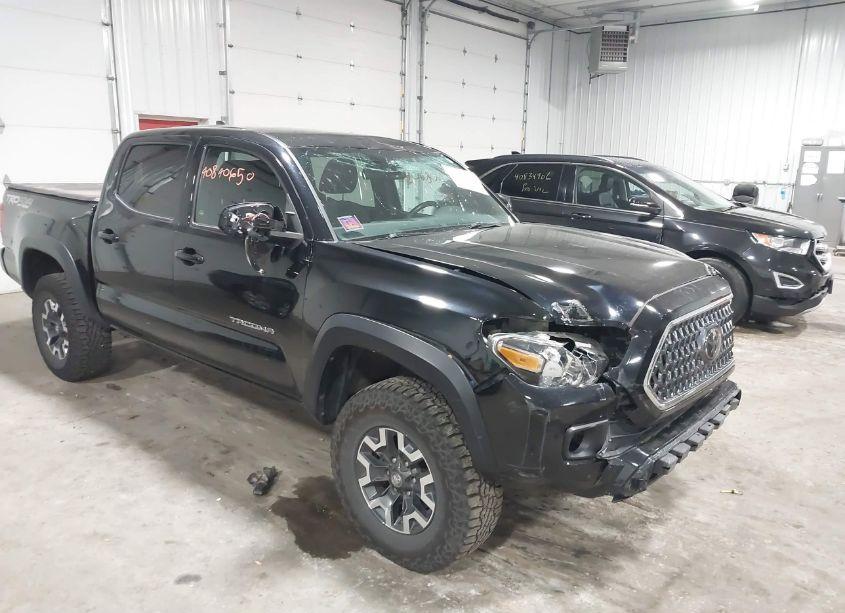 Photo 6 of 2019 Toyota Tacoma TRD OFF ROAD (VIN 3TMCZ5ANXKM278737)
