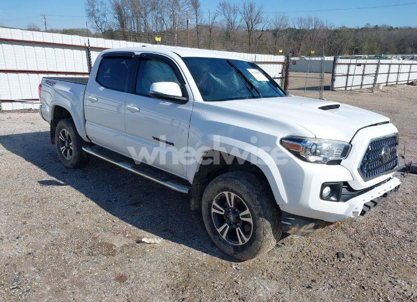 2019 Toyota Tacoma TRD SPORT (VIN 3TMCZ5ANXKM286403) main photo