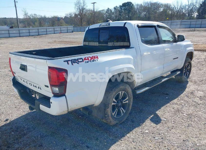 Photo 4 of 2019 Toyota Tacoma TRD SPORT (VIN 3TMCZ5ANXKM286403)