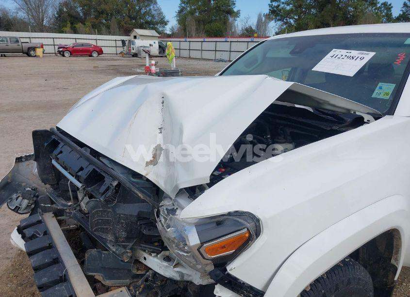 Photo 10 of 2020 Toyota Tacoma SR5 V6 (VIN 3TMCZ5ANXLM296320)