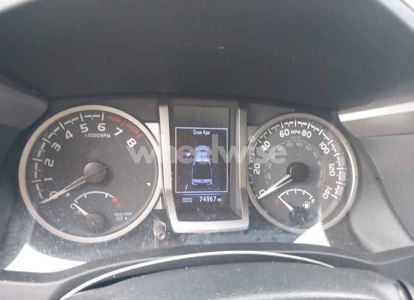 Photo 7 of 2020 Toyota Tacoma SR5 V6 (VIN 3TMCZ5ANXLM296320)