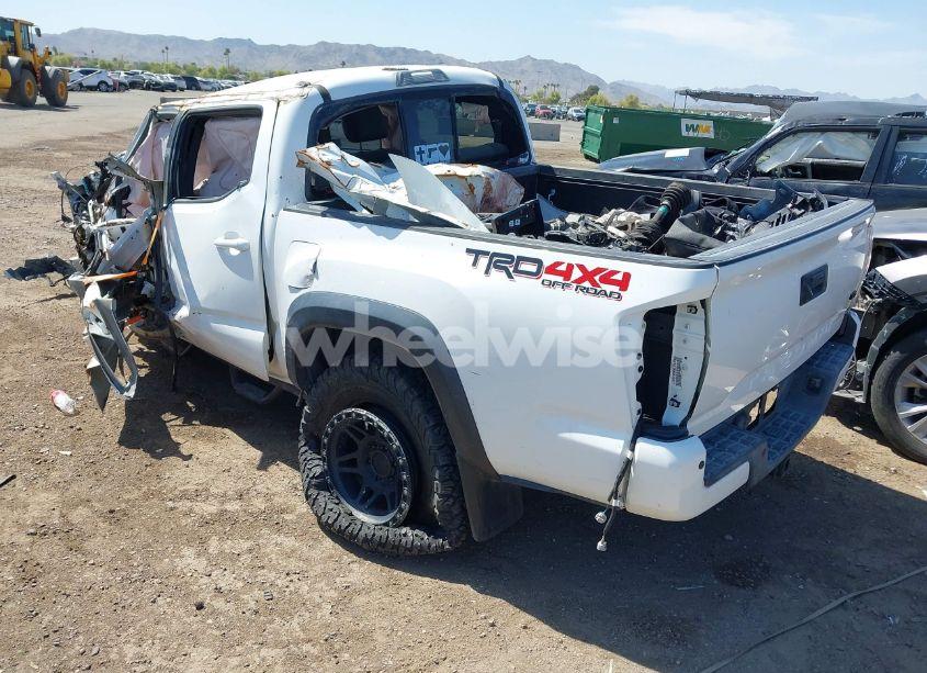 Photo 3 of 2020 Toyota Tacoma TRD OFF-ROAD (VIN 3TMCZ5ANXLM297886)