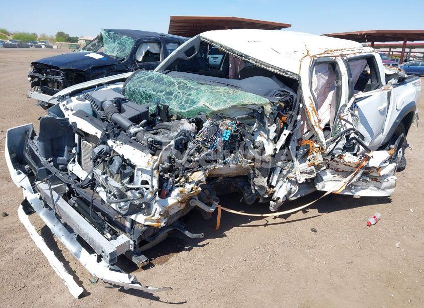 Photo 6 of 2020 Toyota Tacoma TRD OFF-ROAD (VIN 3TMCZ5ANXLM297886)