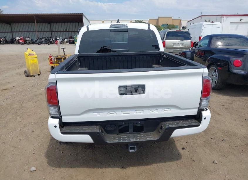 Photo 16 of 2020 Toyota Tacoma TRD OFF-ROAD (VIN 3TMCZ5ANXLM327257)