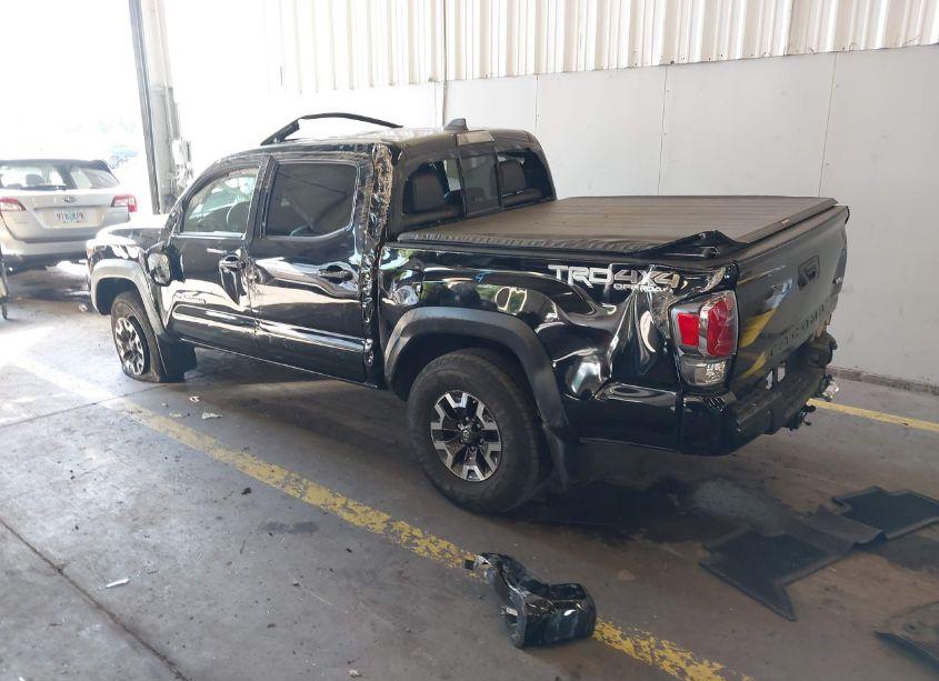 Photo 3 of 2020 Toyota Tacoma TRD OFF-ROAD (VIN 3TMCZ5ANXLM336752)