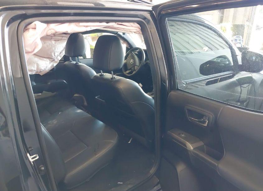 Photo 8 of 2020 Toyota Tacoma TRD OFF-ROAD (VIN 3TMCZ5ANXLM336752)