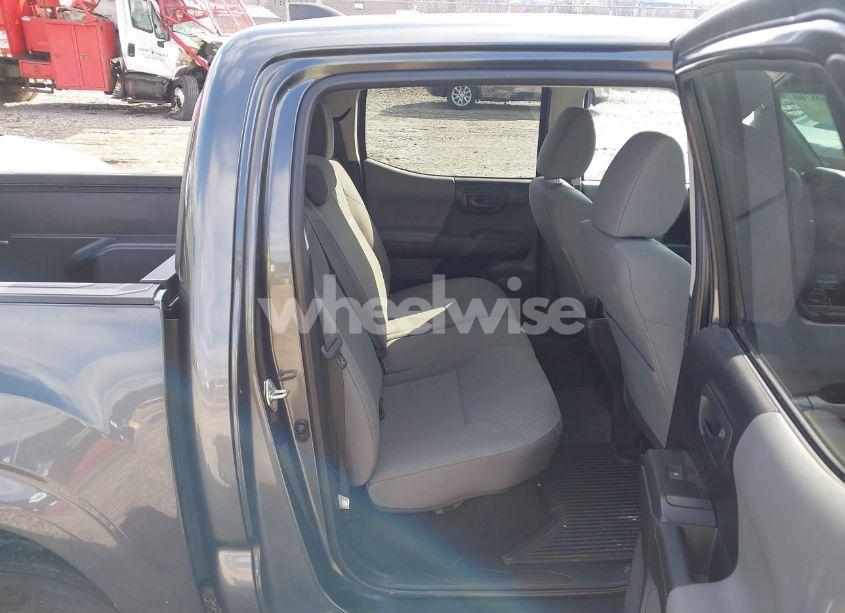 Photo 8 of 2020 Toyota Tacoma SR V6 (VIN 3TMCZ5ANXLM350974)