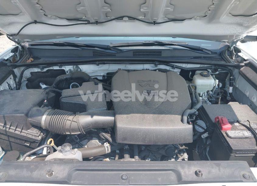 Photo 10 of 2020 Toyota Tacoma TRD OFF-ROAD (VIN 3TMCZ5ANXLM354281)