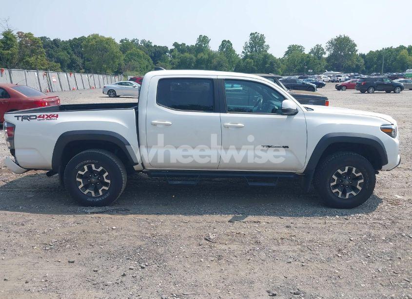 Photo 13 of 2020 Toyota Tacoma TRD OFF-ROAD (VIN 3TMCZ5ANXLM354281)