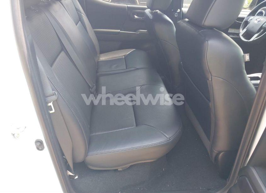 Photo 8 of 2020 Toyota Tacoma TRD OFF-ROAD (VIN 3TMCZ5ANXLM354281)