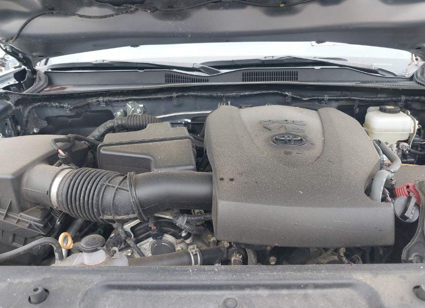 Photo 10 of 2021 Toyota Tacoma TRD OFF-ROAD (VIN 3TMCZ5ANXMM372426)