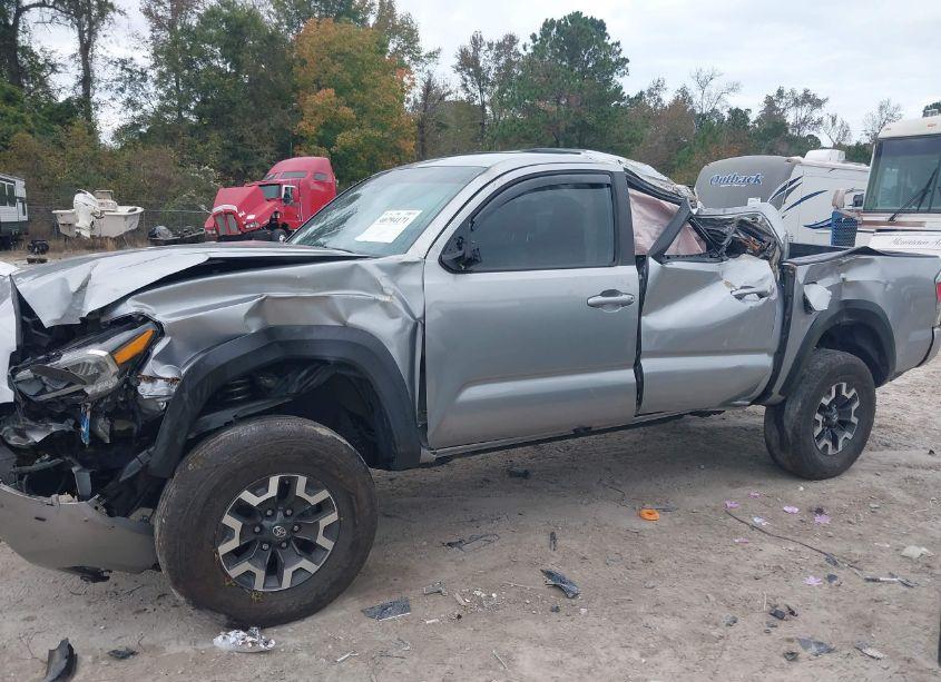 Photo 6 of 2021 Toyota Tacoma TRD OFF-ROAD (VIN 3TMCZ5ANXMM372426)