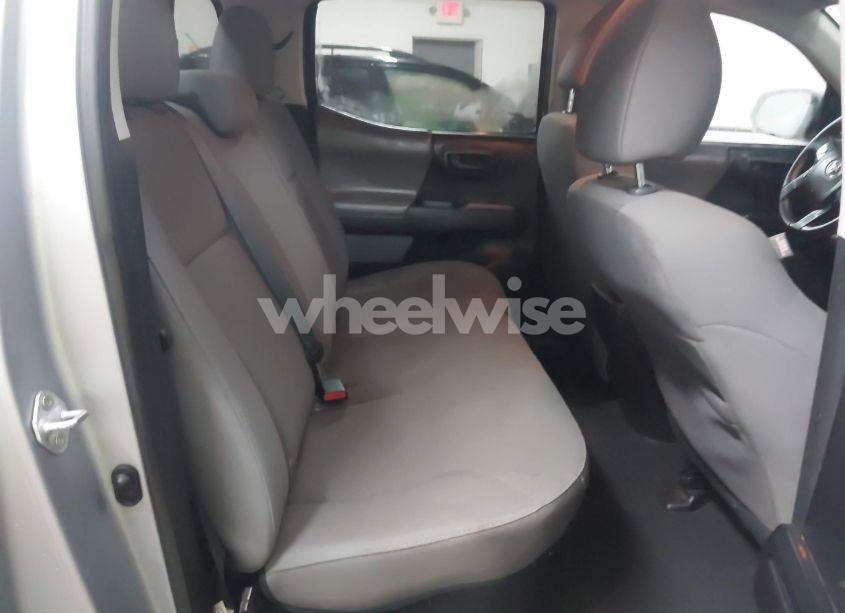 Photo 8 of 2021 Toyota Tacoma SR V6 (VIN 3TMCZ5ANXMM402315)