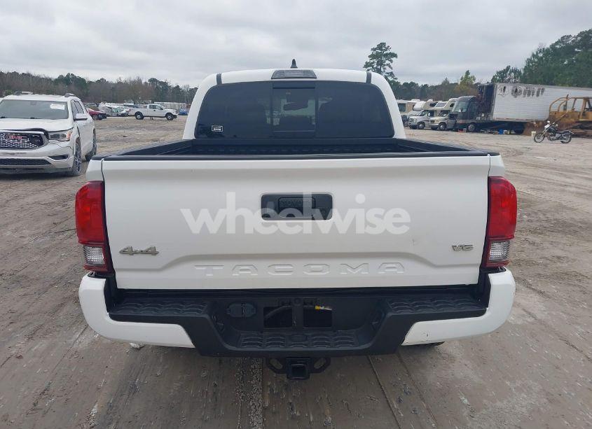 Photo 15 of 2022 Toyota Tacoma SR5 V6 (VIN 3TMCZ5ANXNM477503)
