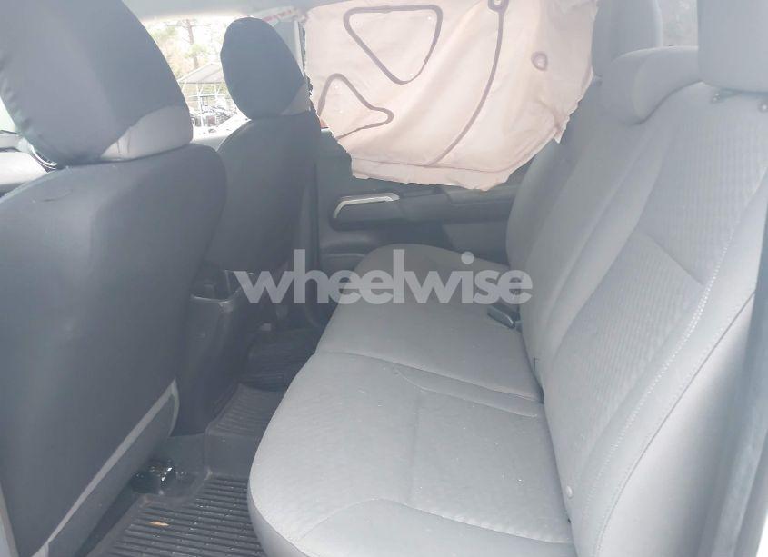 Photo 8 of 2022 Toyota Tacoma SR5 V6 (VIN 3TMCZ5ANXNM477503)