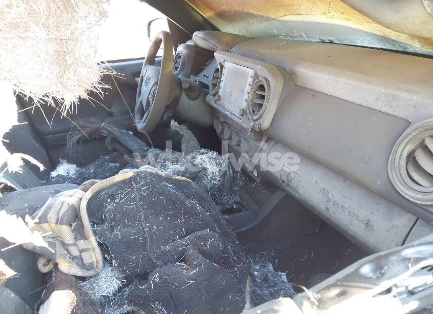 Photo 5 of 2022 Toyota Tacoma TRD OFF ROAD (VIN 3TMCZ5ANXNM490087)