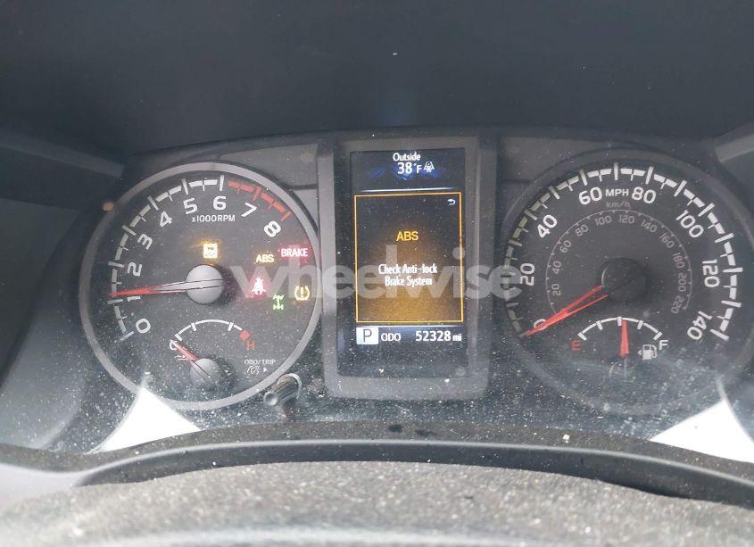 Photo 7 of 2022 Toyota Tacoma SR V6 (VIN 3TMCZ5ANXNM490638)