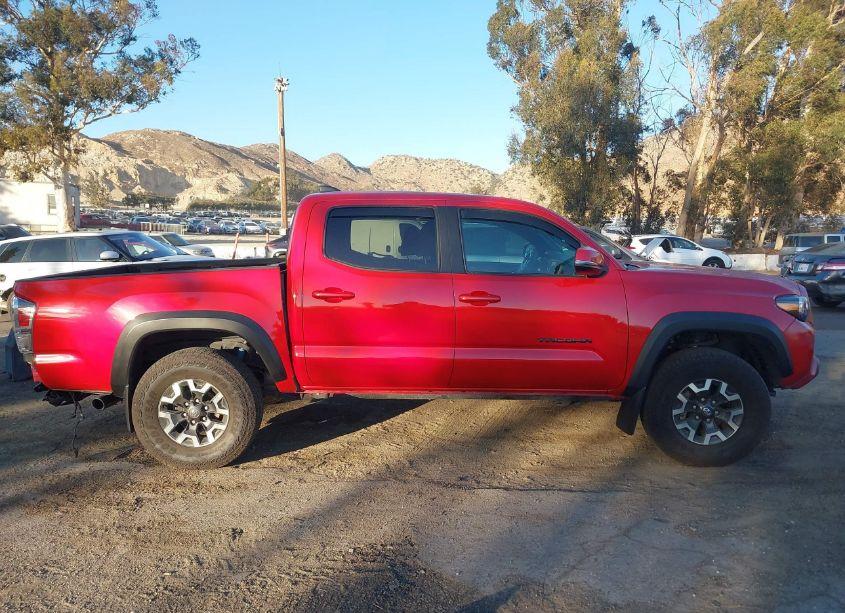 Photo 13 of 2022 Toyota Tacoma TRD OFF ROAD (VIN 3TMCZ5ANXNM492647)