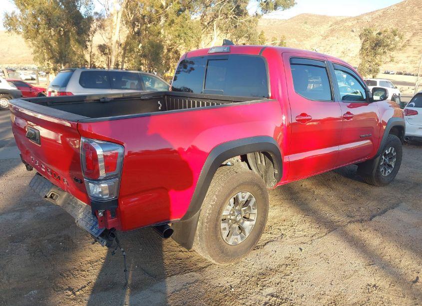 Photo 4 of 2022 Toyota Tacoma TRD OFF ROAD (VIN 3TMCZ5ANXNM492647)