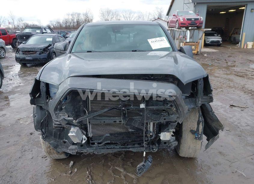 Photo 12 of 2022 Toyota Tacoma SR V6 (VIN 3TMCZ5ANXNM502979)