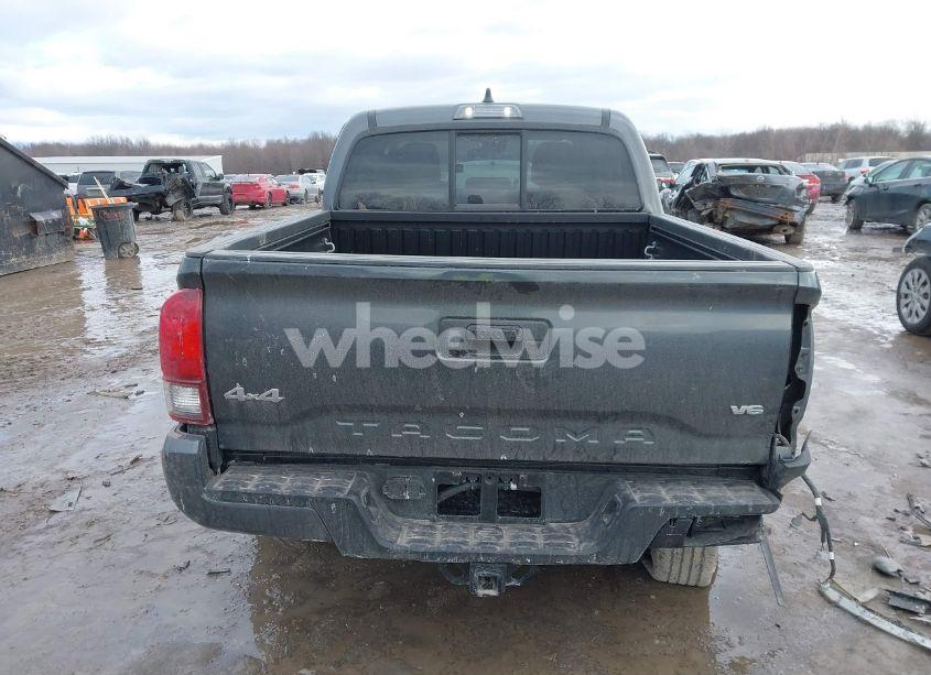 Photo 16 of 2022 Toyota Tacoma SR V6 (VIN 3TMCZ5ANXNM502979)