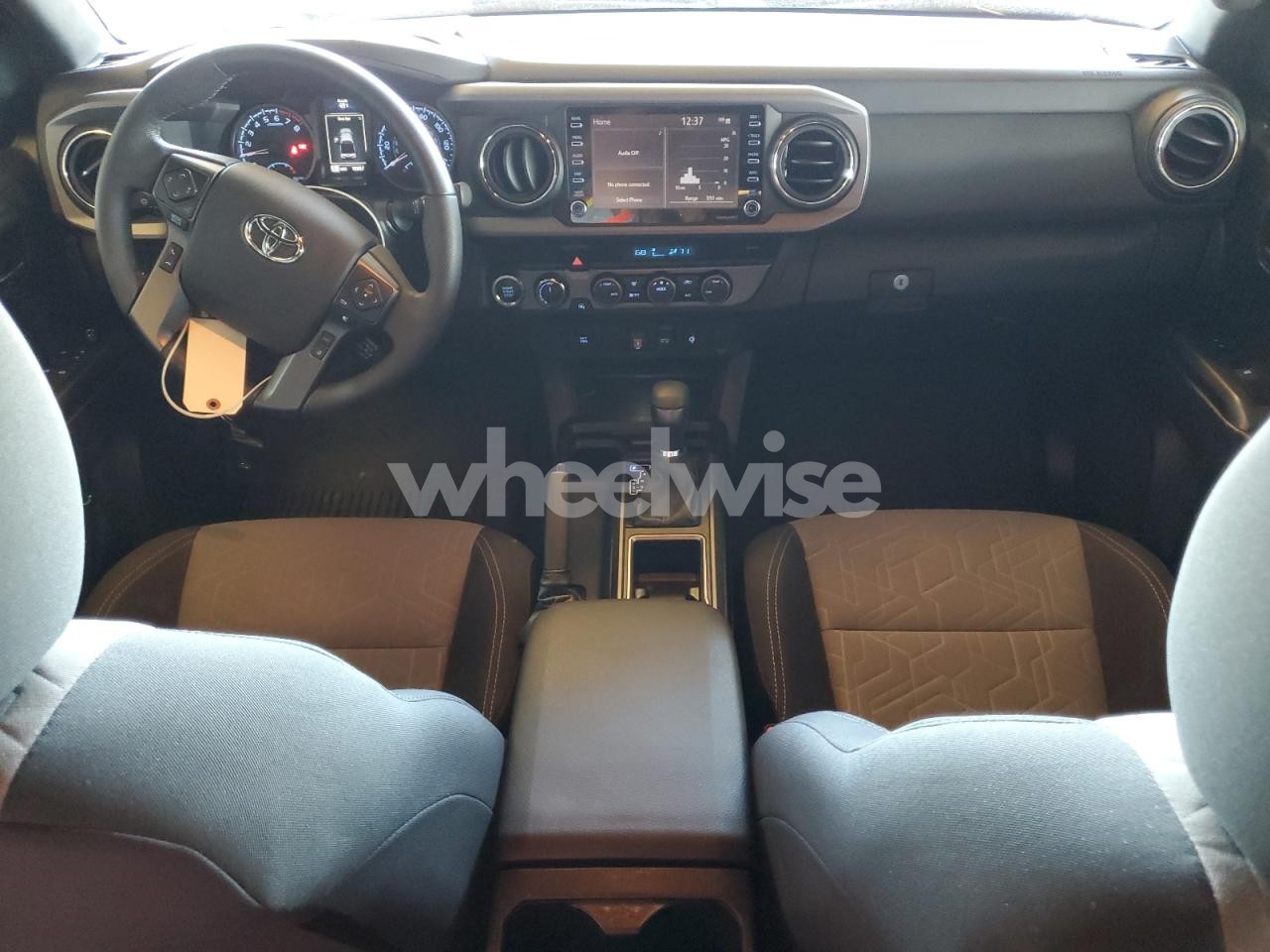 Photo 8 of 2022 TOYOTA TACOMA DOUBLE CAB (VIN 3TMCZ5ANXNM520656)