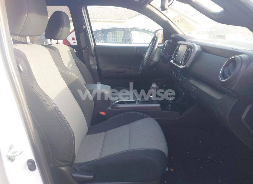 Photo 5 of 2023 Toyota Tacoma TRD OFF ROAD (VIN 3TMCZ5ANXPM599135)