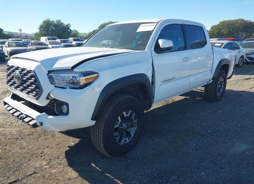 Photo 2 of 2023 Toyota Tacoma TRD OFF ROAD (VIN 3TMCZ5ANXPM608223)