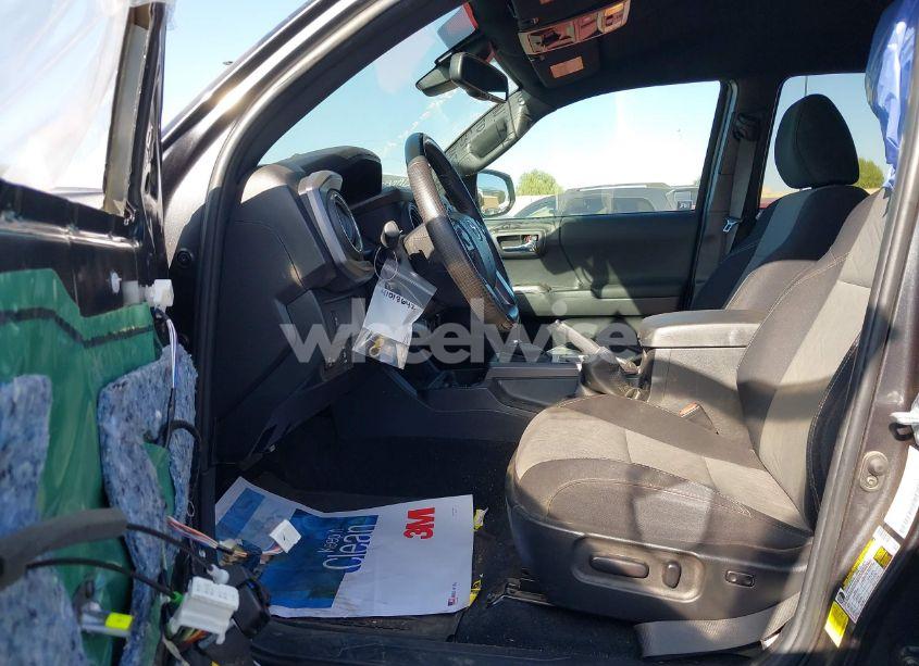 Photo 5 of 2023 Toyota Tacoma TRD OFF ROAD (VIN 3TMCZ5ANXPM633042)