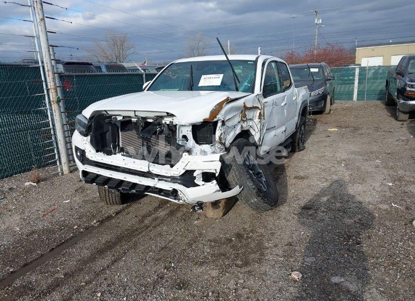 Photo 2 of 2023 Toyota Tacoma TRD OFF ROAD (VIN 3TMCZ5ANXPM641187)