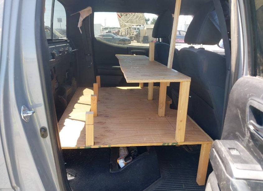 Photo 8 of 2021 Toyota Tacoma TRD OFF-ROAD (VIN 3TMDZ5BN0MM107100)